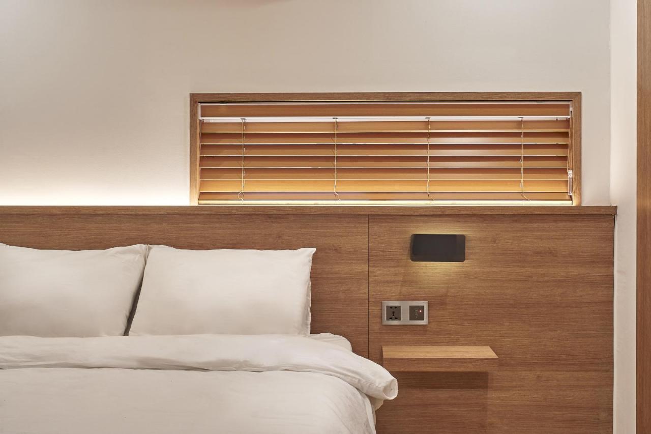 Hotel Monday Cracker Hongdae Seoul Exterior foto