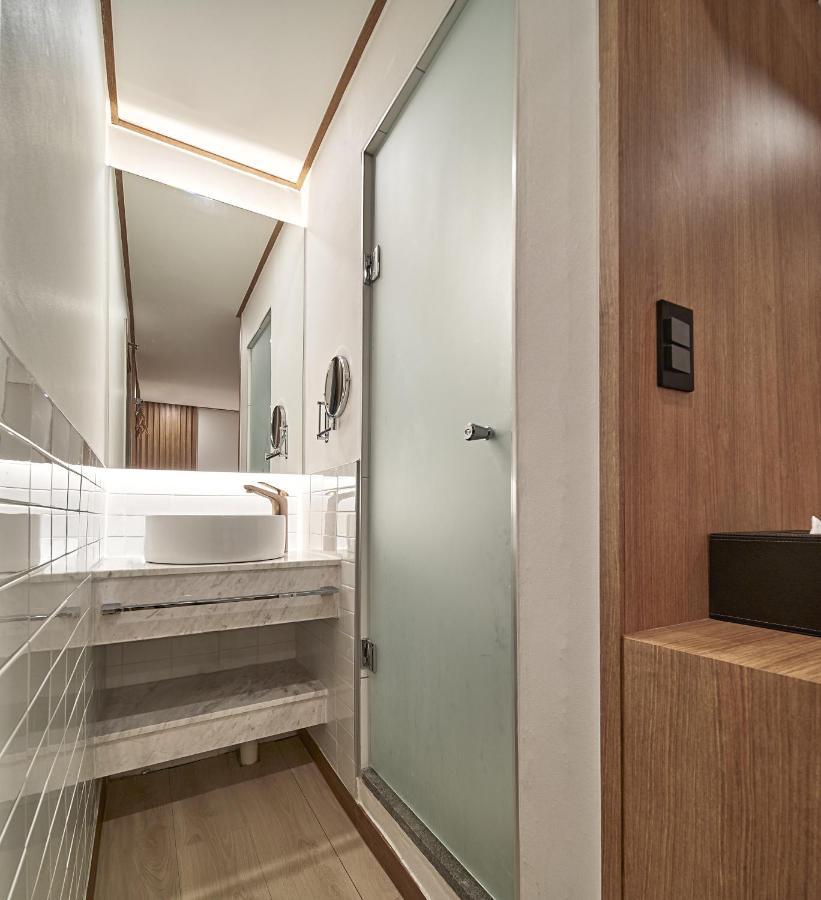 Hotel Monday Cracker Hongdae Seoul Exterior foto